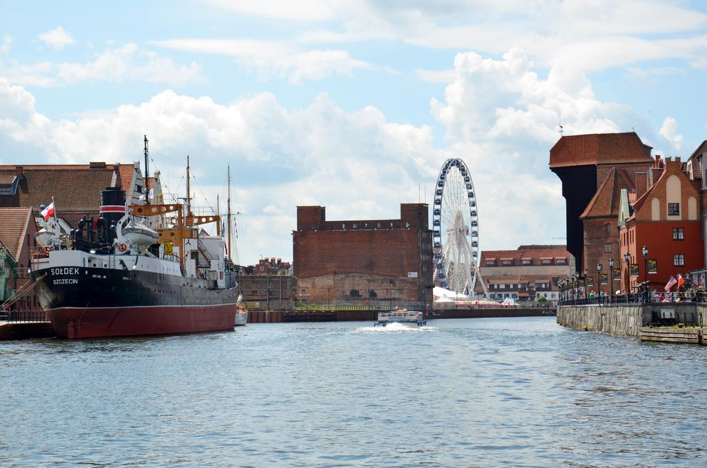 Carmen Apartament Centrum Lägenhet Gdańsk Rum bild